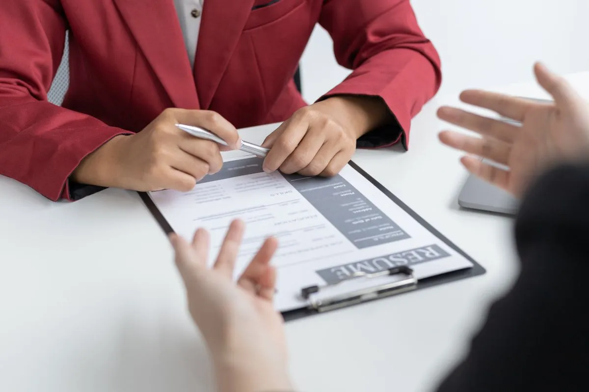 Comment rédiger un CV qui capte l’attention ?