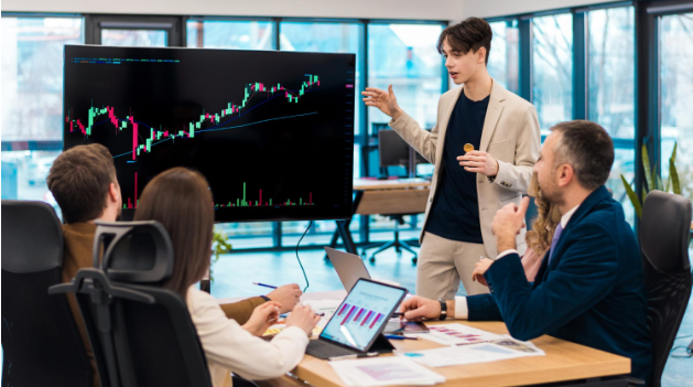 eToro : comment bien se former aux placements boursiers et financiers ?