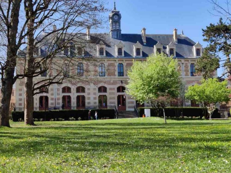 La prépa Lakanal (Sceaux) : tout ce que vous devez savoir